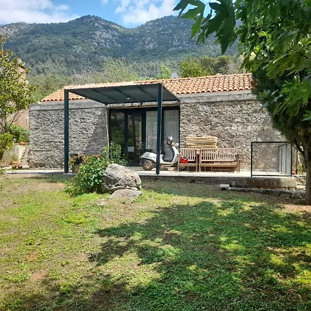 فيلة Kizilbel Otantik Villalar *